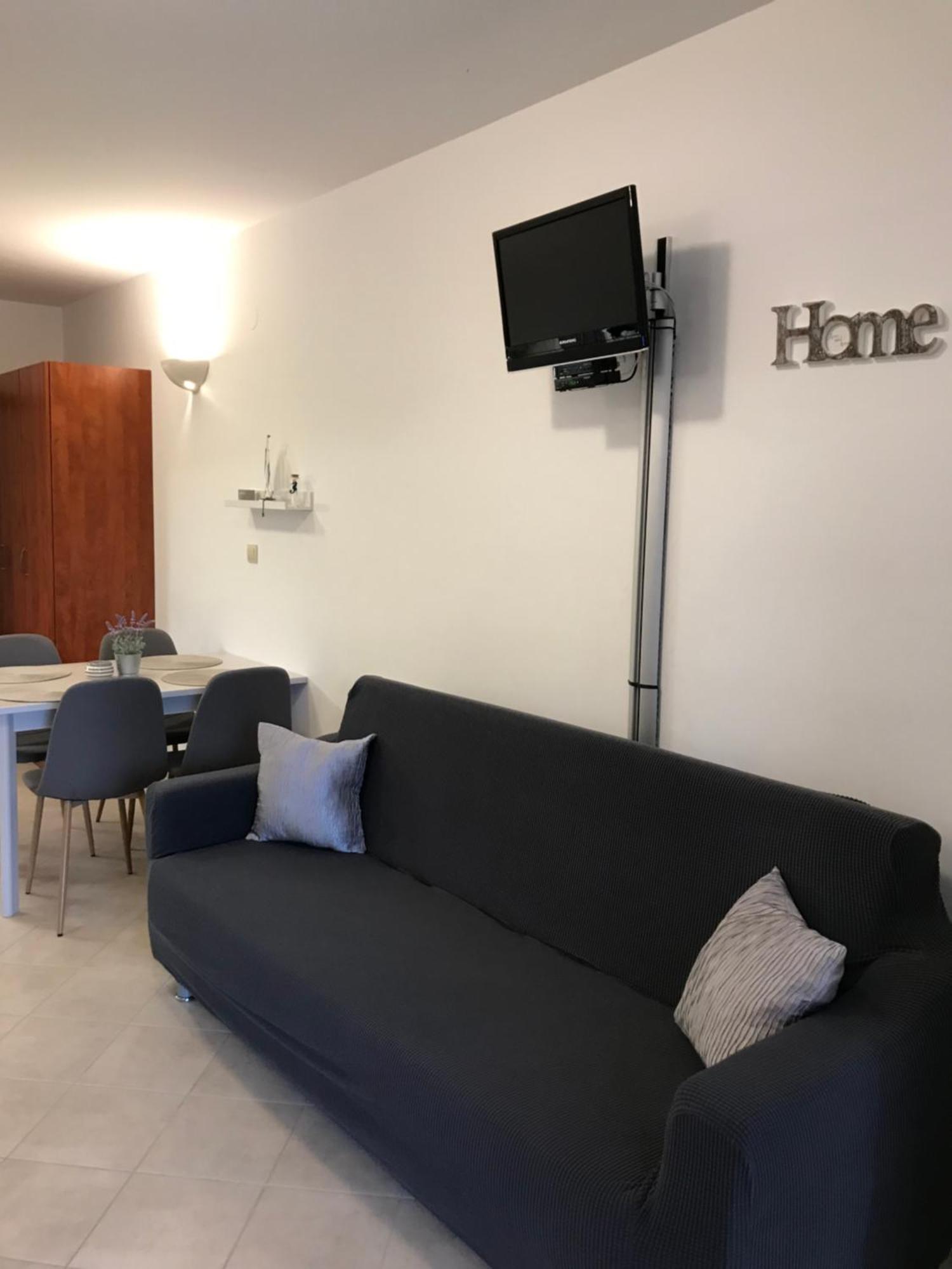Apartmani Samec Novalja Exterior foto