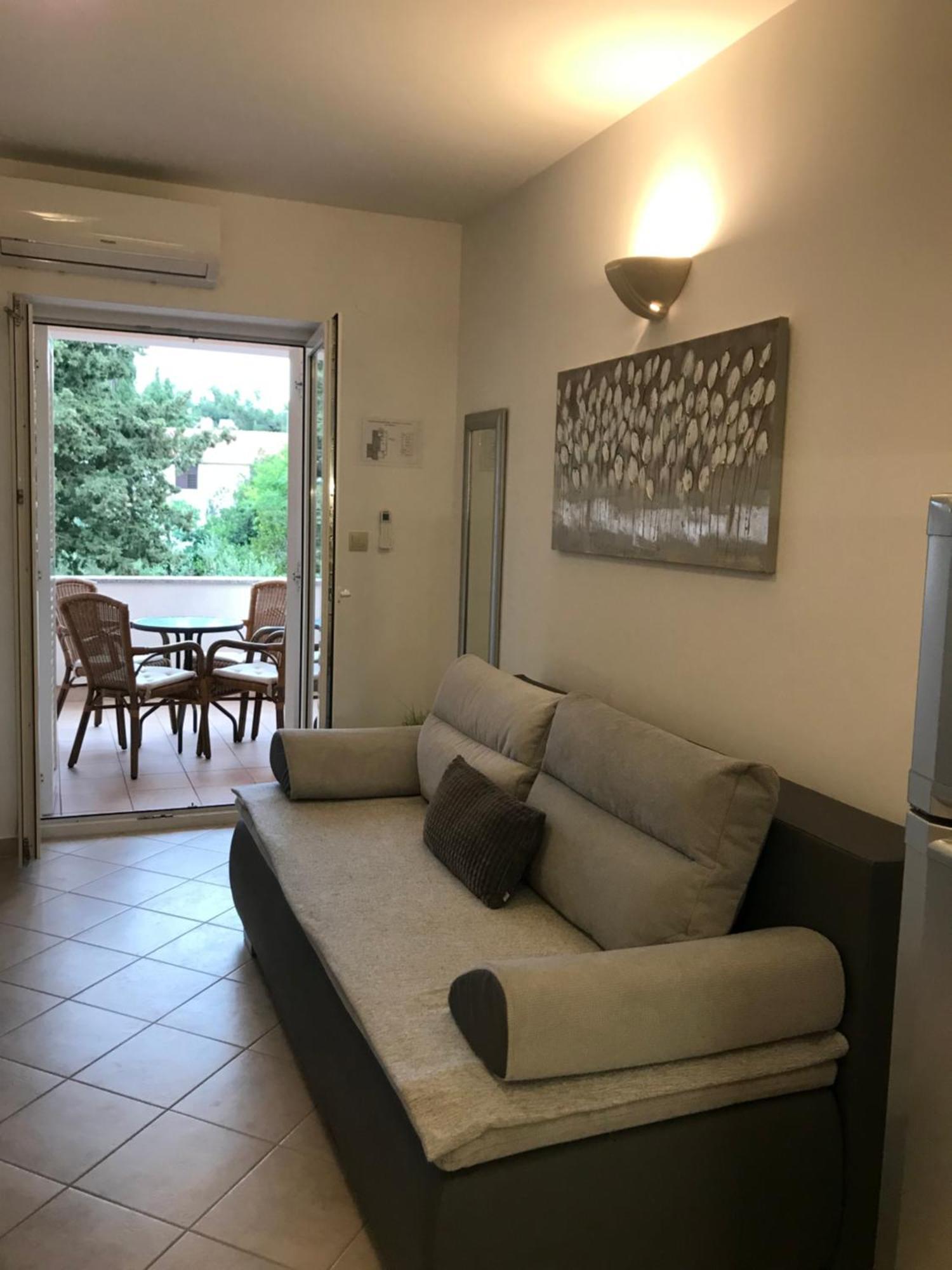 Apartmani Samec Novalja Exterior foto