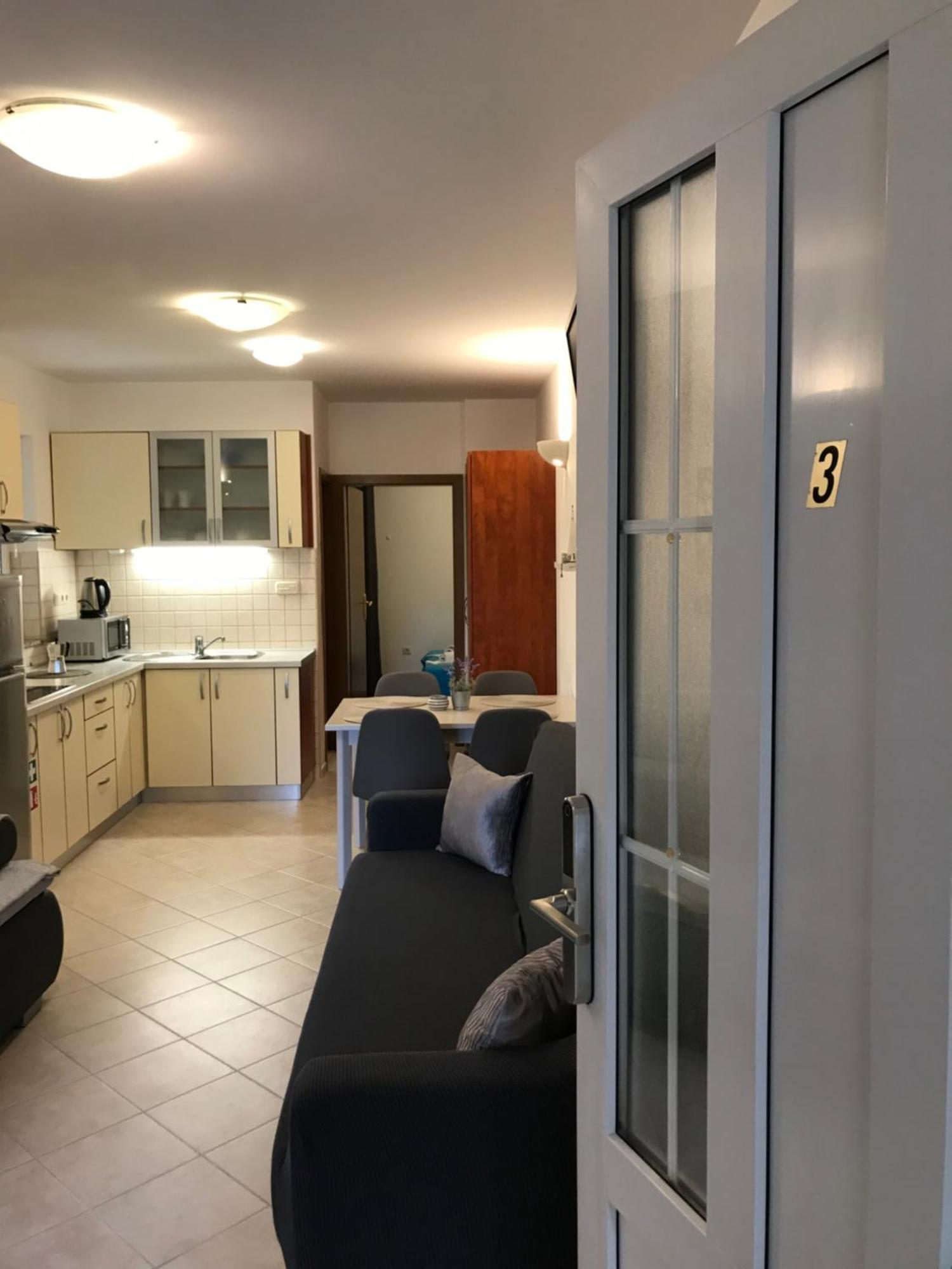 Apartmani Samec Novalja Exterior foto