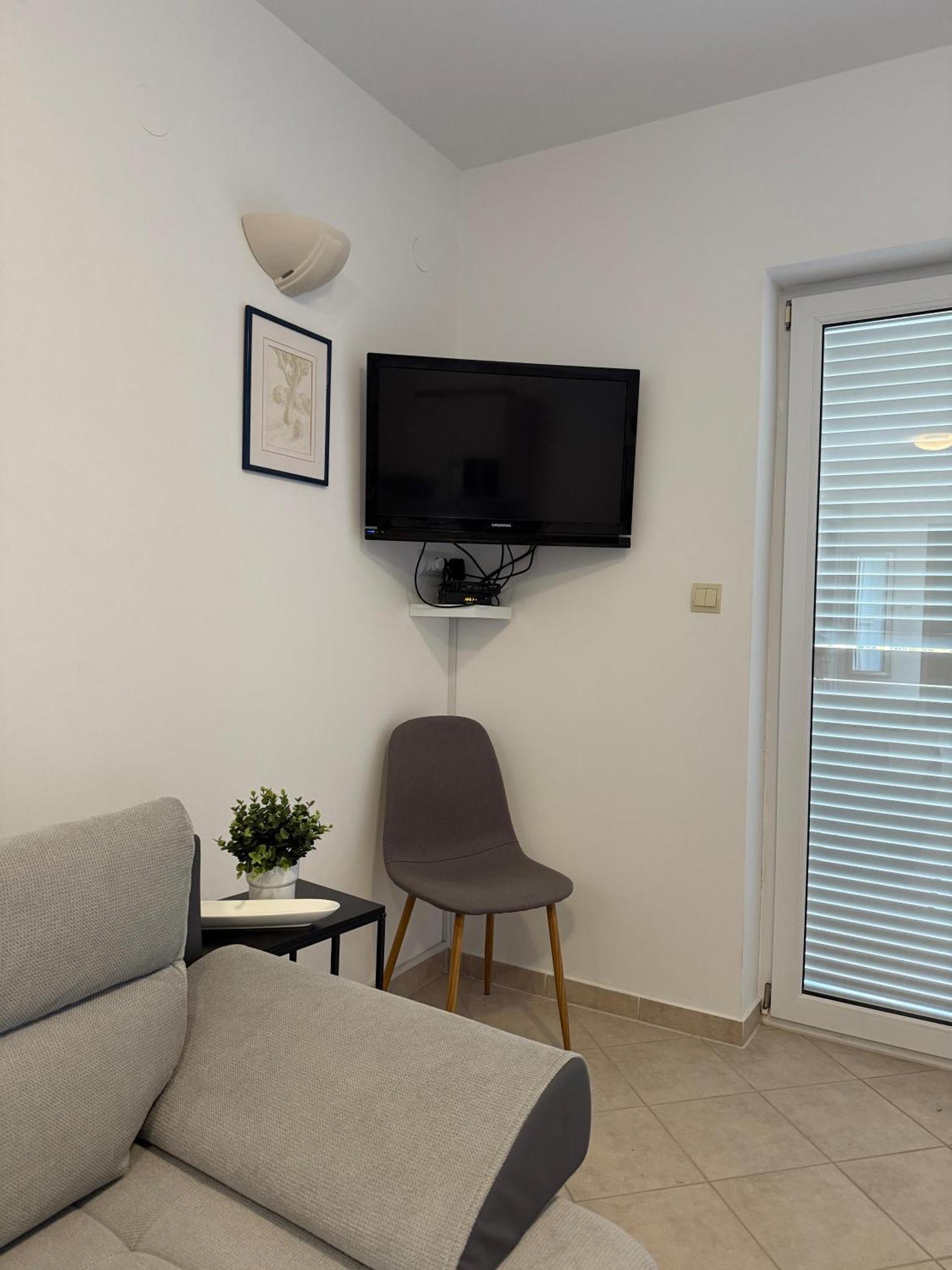 Apartmani Samec Novalja Exterior foto