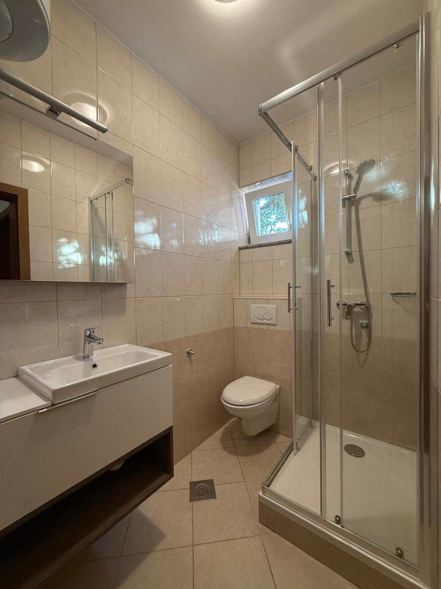 Apartmani Samec Novalja Exterior foto